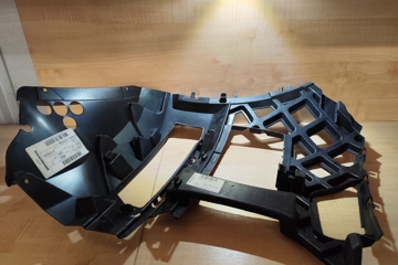 PEUGEOT 3008 2 generation (2017-2023) Aizmugurējā kreisā bampera stiprinājums 9811280480 29395850