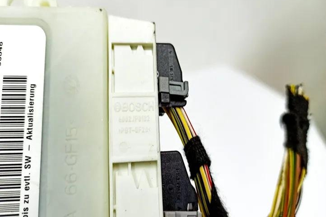 MERCEDES-BENZ E-Class W212/S212/C207/A207 (2009-2016) Tow Hook Control Unit A2129003704 28024048