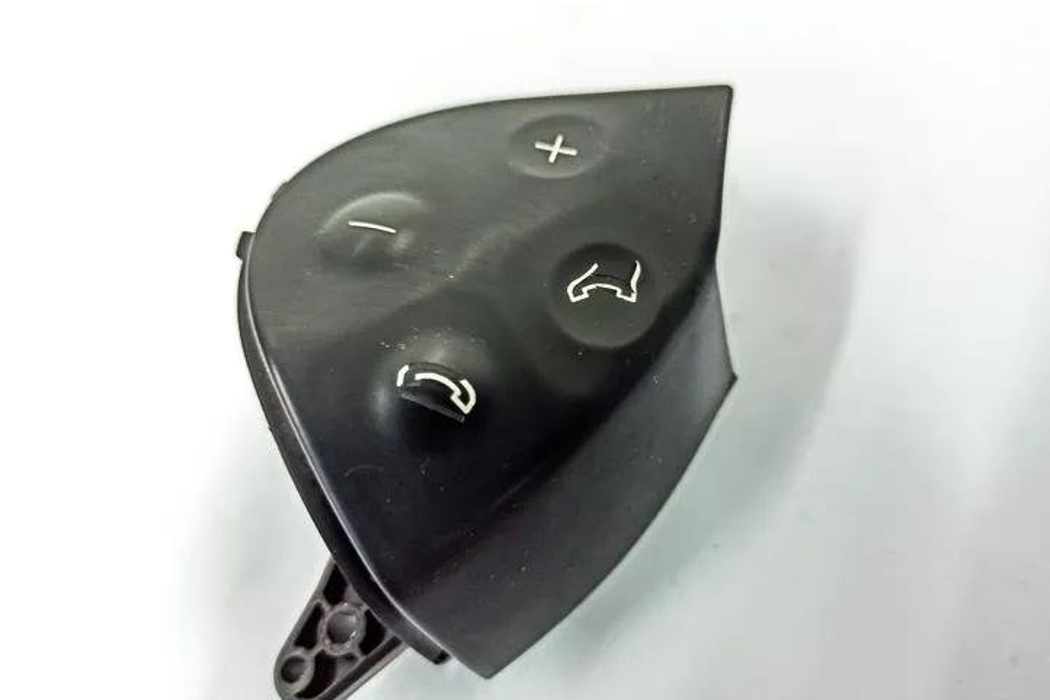 MERCEDES-BENZ E-Class W211/S211 (2002-2009) Steering wheel buttons / switches A2118213358 28027433