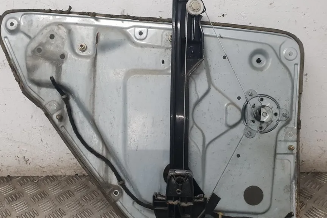 SKODA FABIA I (6Y2) Priekinių dešinių durų stiklo pakelėjas 6Y0839756 ...