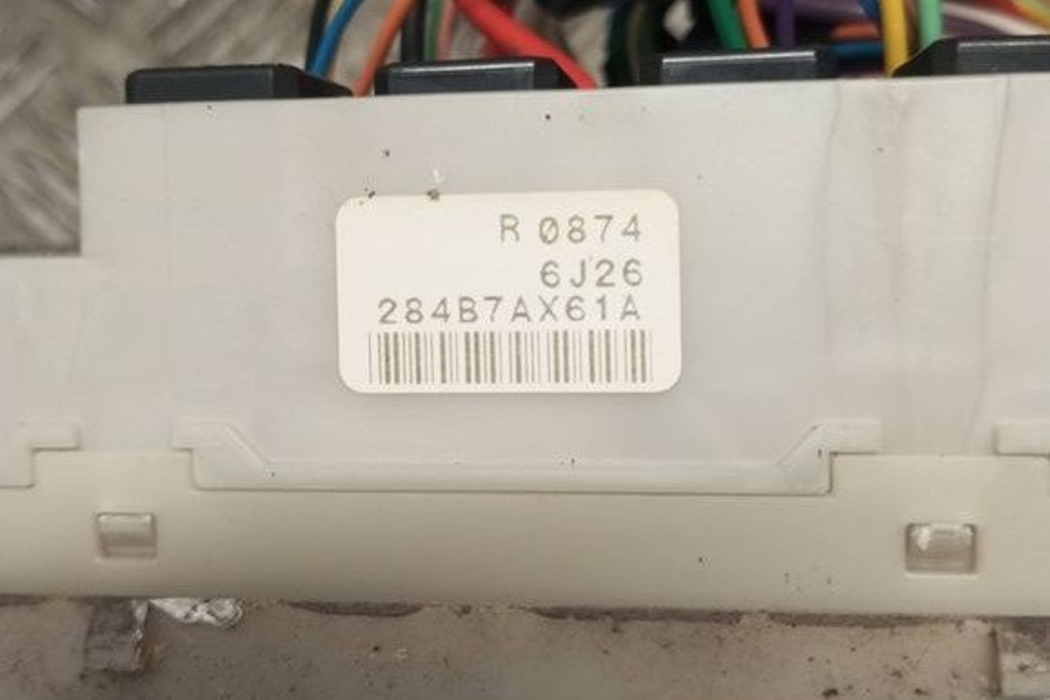 NISSAN Note 1 generation (2005-2014) Drošinātāju kārba R0874,284B7AX61A 31456677
