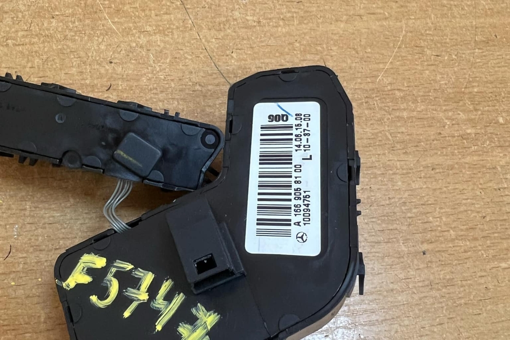MERCEDES-BENZ GLE W166 (2015-2018) Другие детали сиденья A1669058100,#F5747 29092250