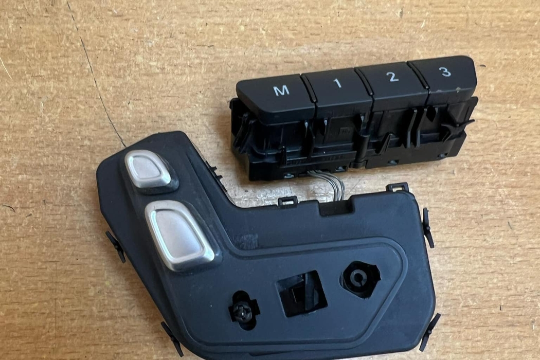 MERCEDES-BENZ GLE W166 (2015-2018) Другие детали сиденья A1669058100,#F5747 29092250