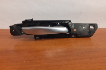 BMW X5 E70 (2006-2013) Right Rear Internal Opening Handle #10889,7137298,51.41-7137298-08 15241578