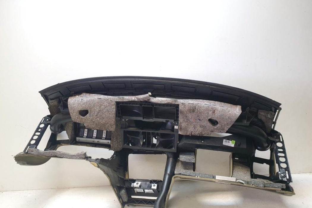 VOLVO XC70 2 generation (2000-2007) Dashboard 32102607
