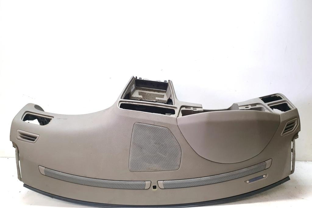 VOLVO XC70 2 generation (2000-2007) Dashboard 32102607