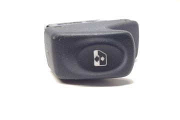 RENAULT Megane 1 generation (1995-2003) Кнопка стеклоподъемника передней левой двери 838100G 31315568