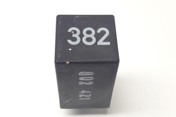 AUDI A4 B5/8D (1994-2001) Relejs 4D0907131 31355071