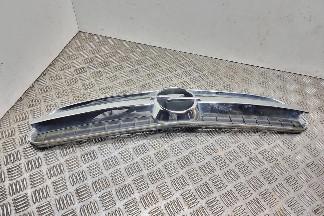 OPEL Vectra C (2002-2005) Radiatora reste 13103966 27890331