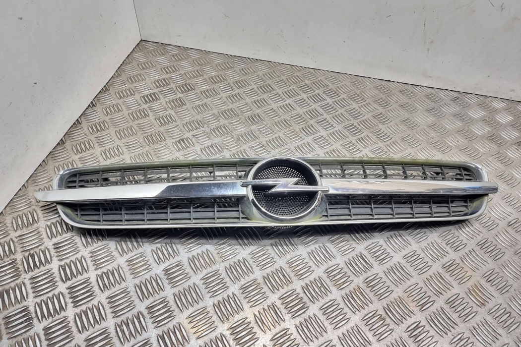 OPEL Vectra C (2002-2005) Radiatora reste 13103966 27890331
