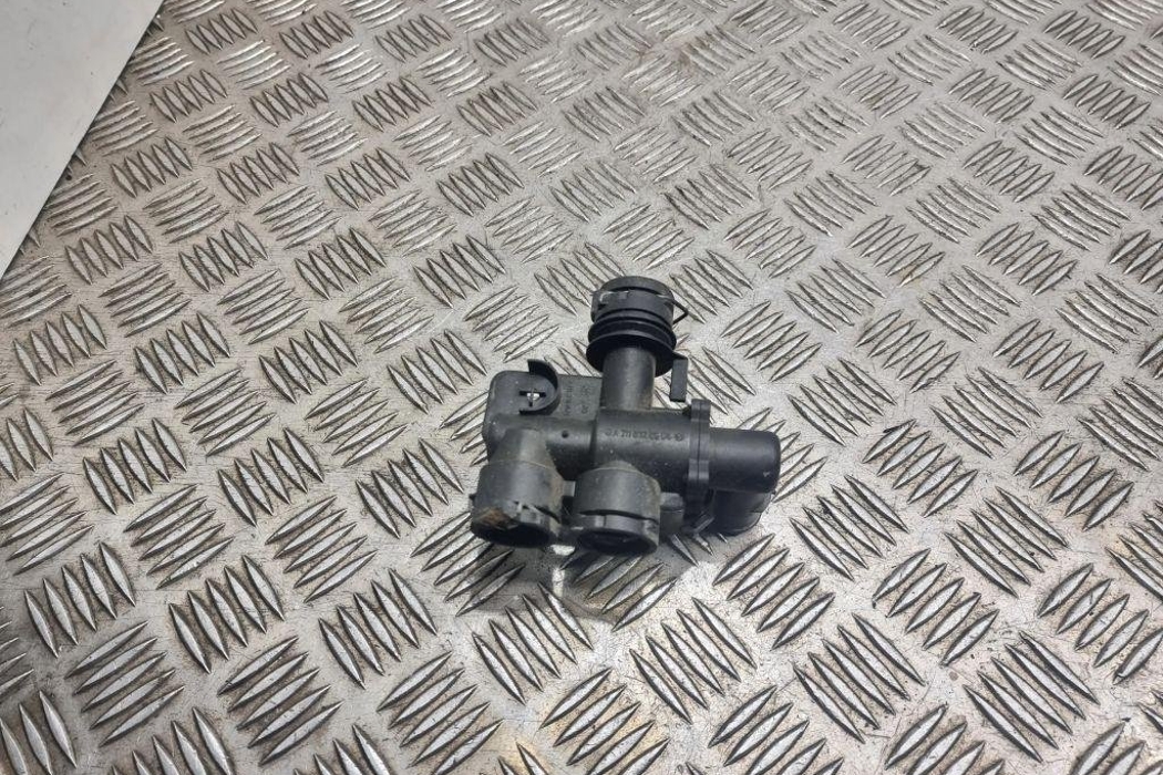 MERCEDES-BENZ E-Class W211/S211 (2002-2009) Circulation Water Motor A2118320584 31950980