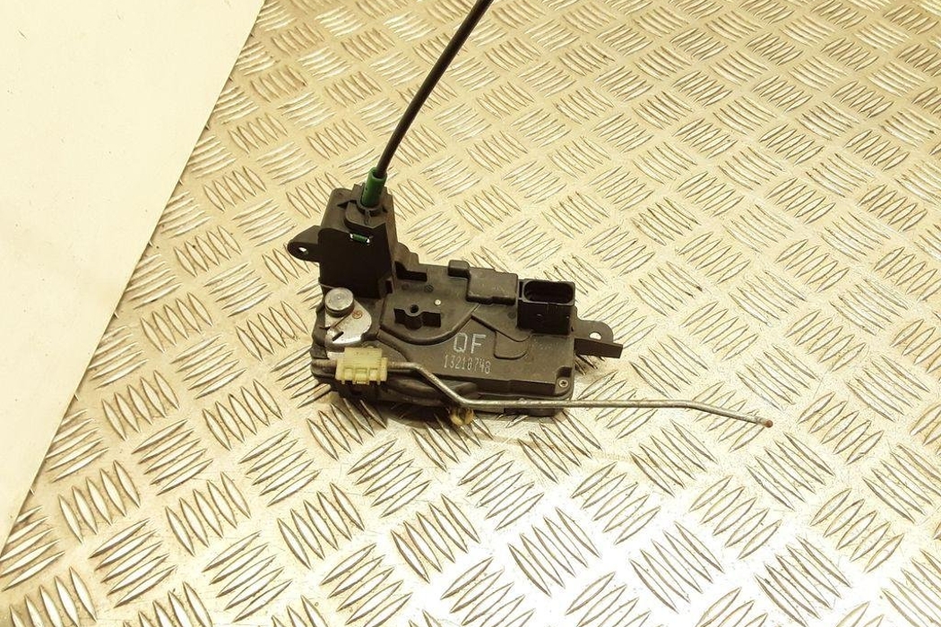 OPEL Astra H (2004-2014) Front Left Door Lock 13210748 32367300