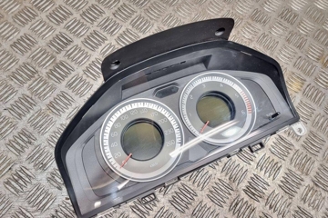 VOLVO V70 3 generation (2007-2020) Instrumentu panelis/spidometrs 31327582AA 31383501