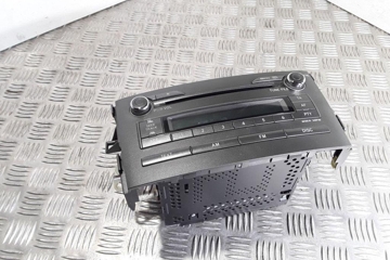 TOYOTA Yaris 2 generation (2005-2012) Mūzikas atskaņotājs ar Navigāciju / GPS 8612002520 32068543