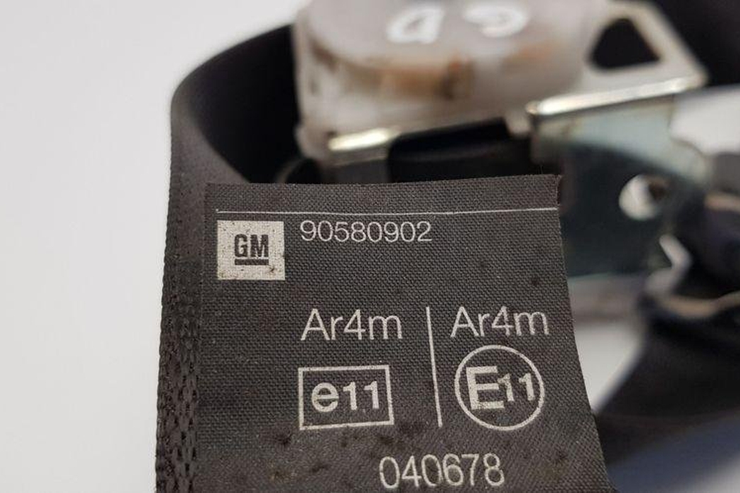 OPEL Zafira A (1999-2003) Rear Right Seatbelt 32275106