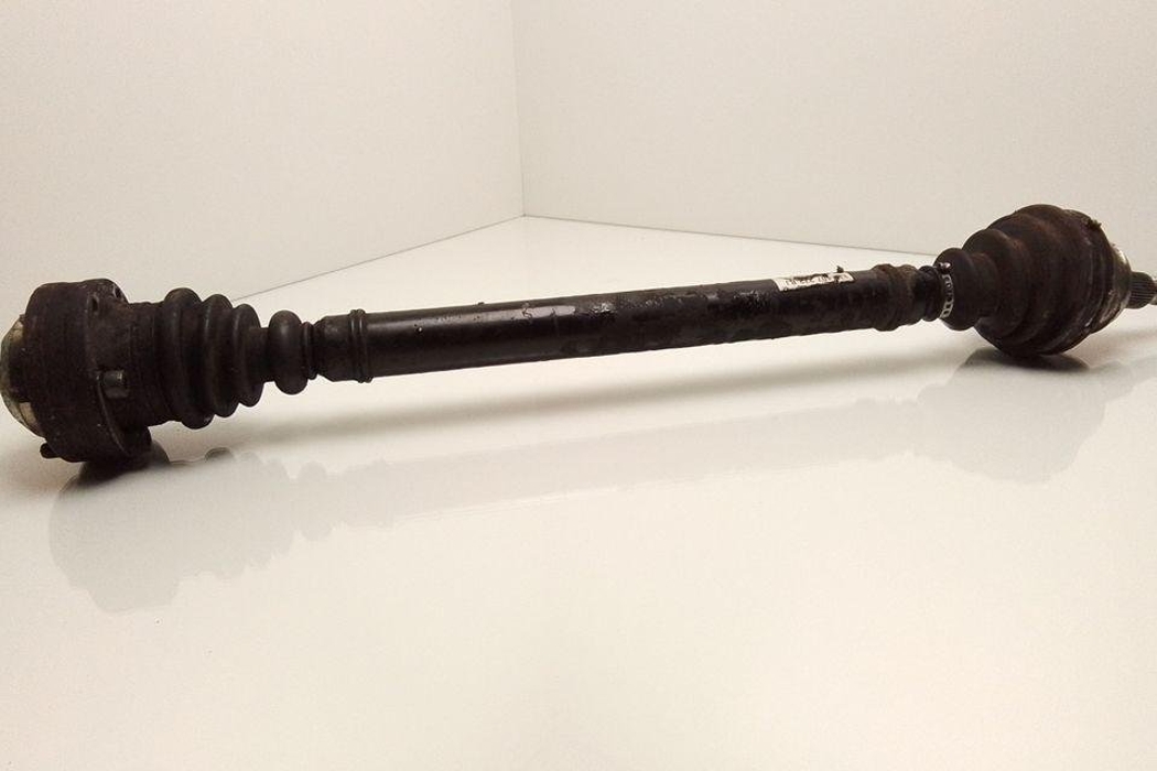 VOLKSWAGEN Bora 1 generation (1998-2005) Front Right Driveshaft 1J0407272BJ 32276529