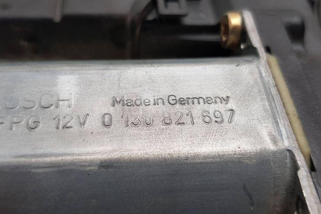 VOLKSWAGEN Passat B7 (2010-2015) Rear Left Door Window Control Motor 0130821697,3B9839751AF 32279474