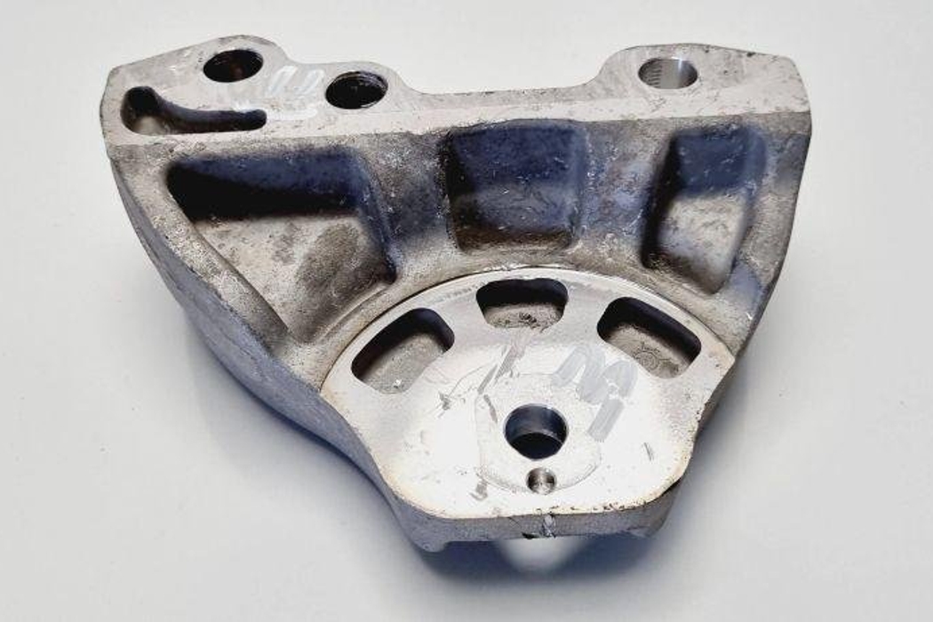 HYUNDAI Tucson 3 generation (2015-2021) Labais motora stiprinājums 32280334