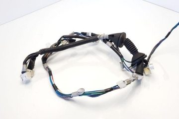 TOYOTA Corolla Verso 1 generation (2001-2009) Priekšējo kreiso durvju elektroinstalācija 821520F050G 32275861