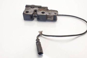 VOLKSWAGEN Passat B7 (2010-2015) Bonnet Lock 32279728