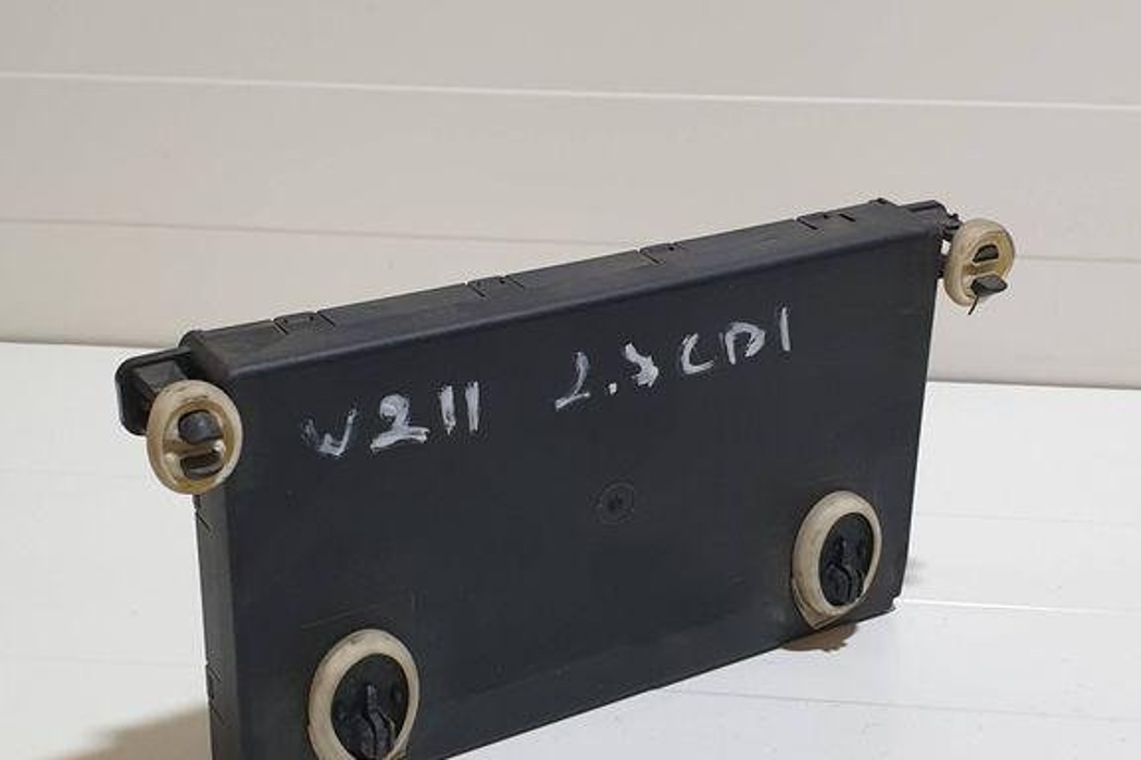 MERCEDES-BENZ E-Class W211/S211 (2002-2009) Rear Left Door Control Unit 355554,2118201585 32264496