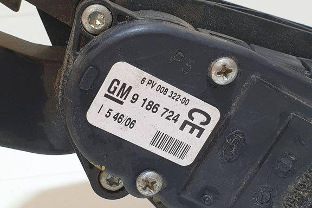 OPEL Signum C (2003-2008) Throttle Pedal 9186724,6PV00832200 32265937