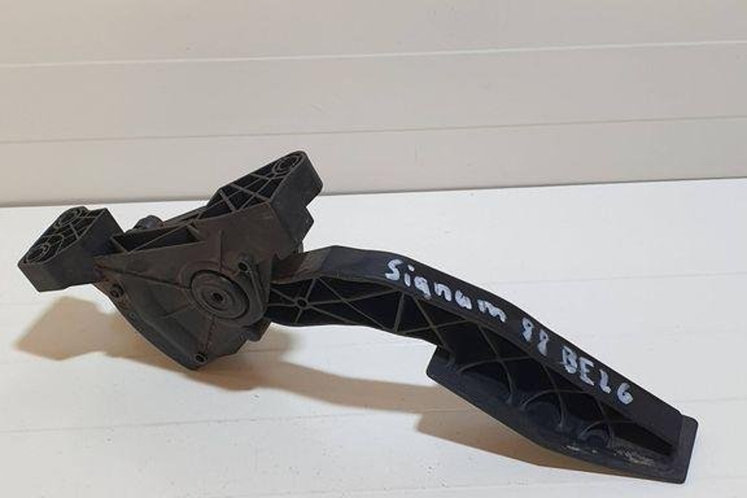 OPEL Signum C (2003-2008) Throttle Pedal 9186724,6PV00832200 32265937