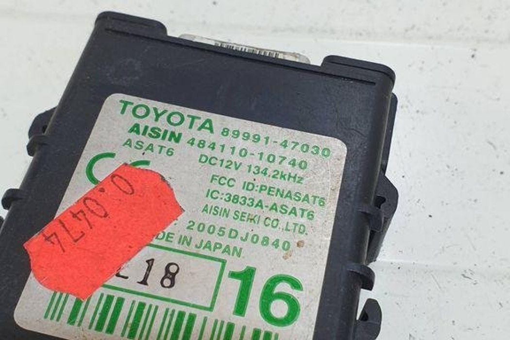 TOYOTA Prius 2 generation (XW20) (2003-2011) Aizmugurējo kreiso durvju vadības bloks 32269007