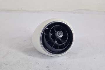 AUDI A1 8X (2010-2020) Решетка воздухозаборника салона 8X2820901 31990452