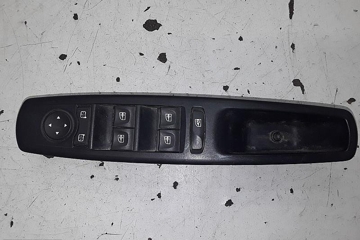 FIAT Ducato 3 generation (2006-2024) Aizmugurējo labo durvju loga pacelšanas slēdzis 809610016r 30633687