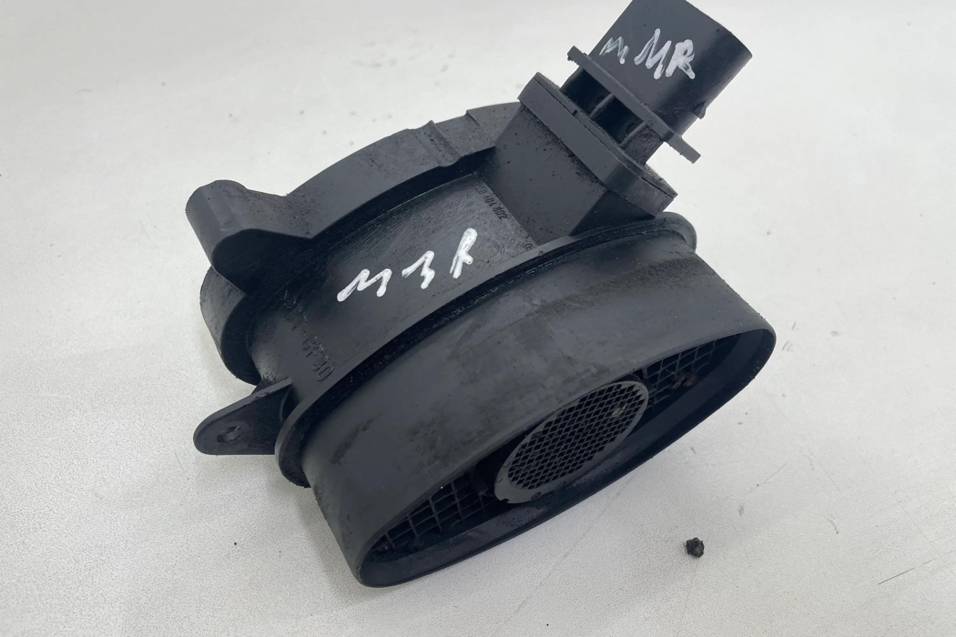 BMW 3 Series E46 (1997-2006) Mass Air Flow Sensor MAF 0928400504,7788744 28569702