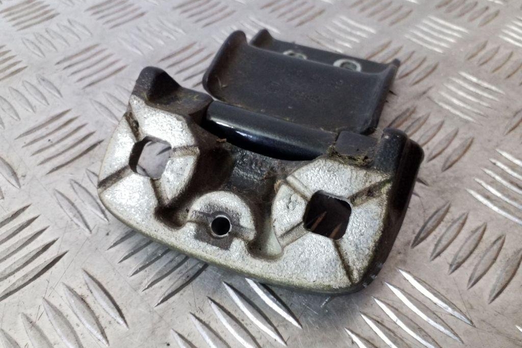 PEUGEOT Boxer 3 generation (2006-2024) Kreisās puses bagāžnieka eņģe 32150915