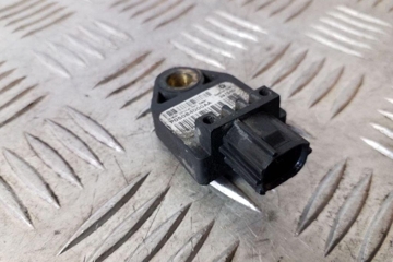 JEEP Cherokee 3 generation (KJ)  (2005-2007) Rear Right Impact Sensor P05084000AA 32151518