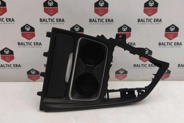 BMW 3 Series Gran Turismo F34 (2013-2017) Подстаканник 82197009,DRB0701590 31522658