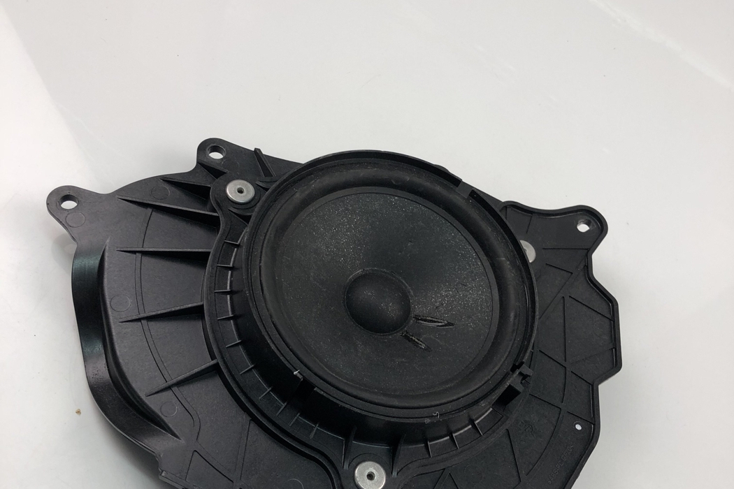 RENAULT Captur 1 generation (2013-2019) Rear Left Door Sound Speaker 281569368R 22950607
