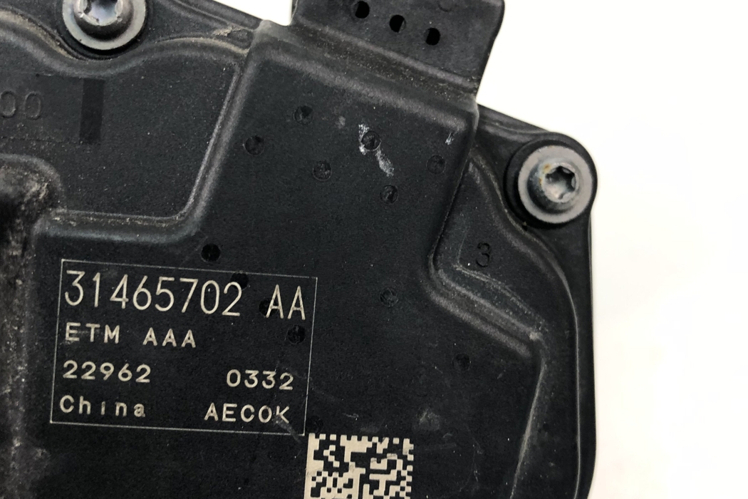 VOLVO XC40 1 generation (2017-2024) Throttle Body 31465702AA 24945166