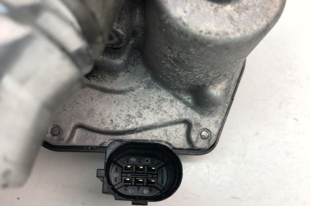 VOLVO XC40 1 generation (2017-2024) Throttle Body 31465702AA 24945166