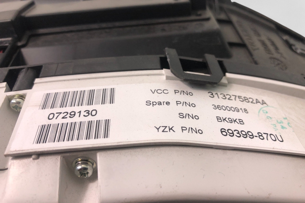 VOLVO V70 3 generation (2007-2020) Instrumentu panelis/spidometrs 31327582AA 30378044