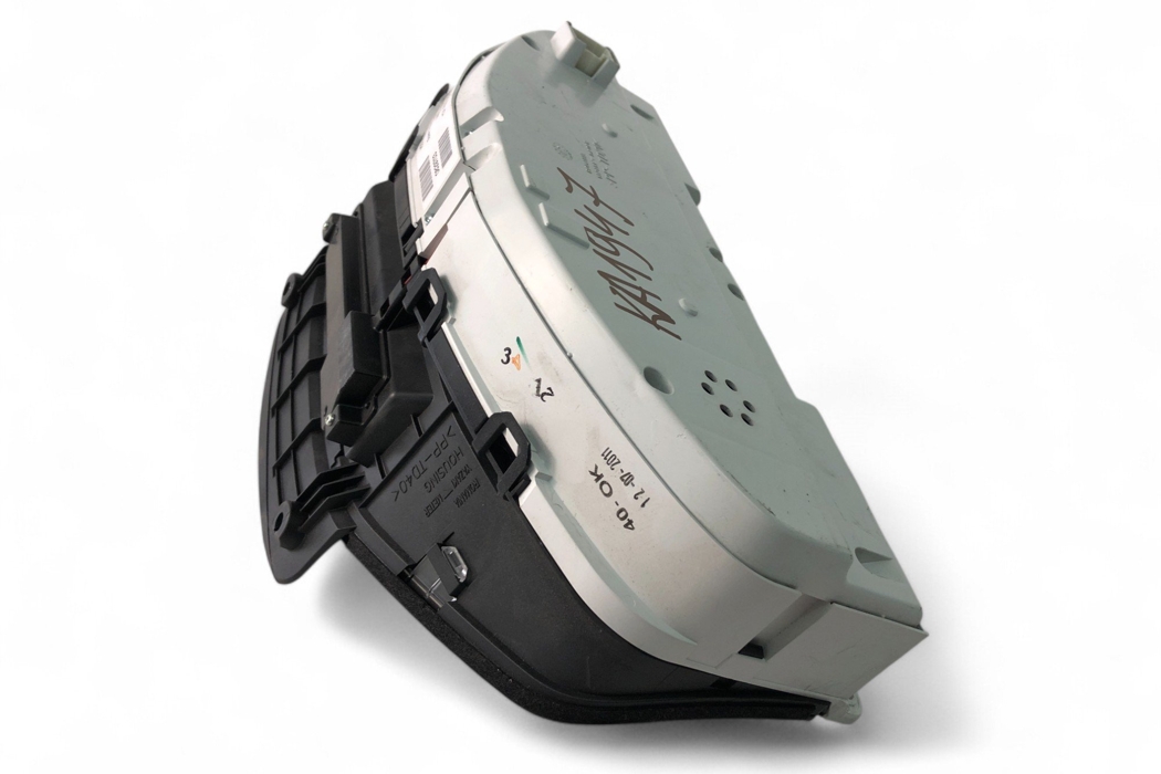 VOLVO V70 3 generation (2007-2020) Instrumentu panelis/spidometrs 31327582AA 30410190
