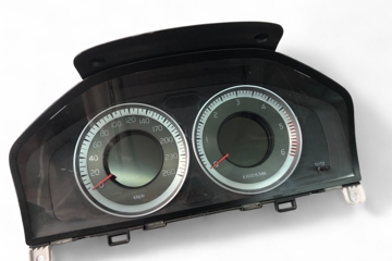 VOLVO V70 3 generation (2007-2020) Instrumentu panelis/spidometrs 31327582AA 30410190
