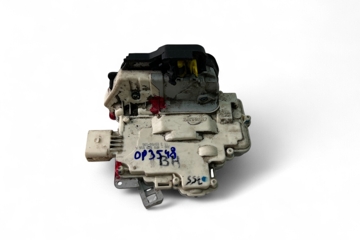 AUDI A6 C6/4F (2004-2011) Aizmugurējā labā durvju slēdzene 4F0839016A 31720930