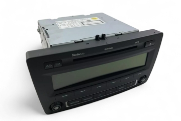 SKODA Octavia 2 generation (2004-2013) Mūzikas atskaņotājs bez GPS/navigācijas 1Z0035161F 32041465