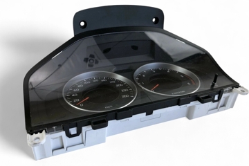 VOLVO V70 3 generation (2007-2020) Instrumentu panelis/spidometrs 31343323AA 32047706