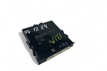 TOYOTA Auris 2 generation (2012-2015) Keyless Control Unit 89990-02380 32074664