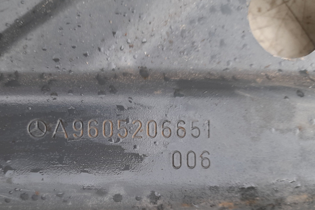 MERCEDES-BENZ ACTROS MP4 (2011-present) 1 generation (2019-2023) Mudguard holder A9605206651,A9605206651,9605206651 30391040