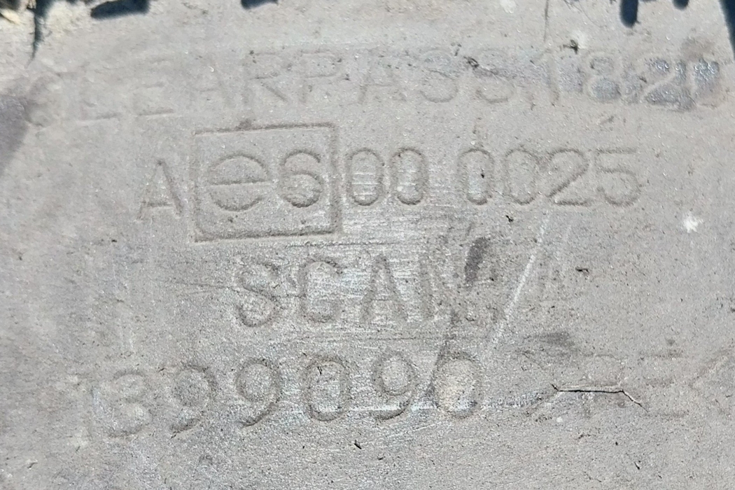 SCANIA P,G,R,T - series (2003-present) Брызговик задний правый 2302631,1357600,2248607,1399090 31847300