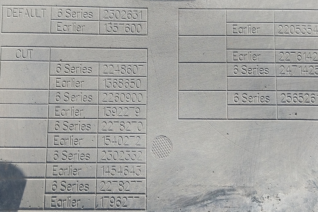 SCANIA P,G,R,T - series (2003-present) Брызговик задний правый 2302631,1357600,2248607,1399090 31847300