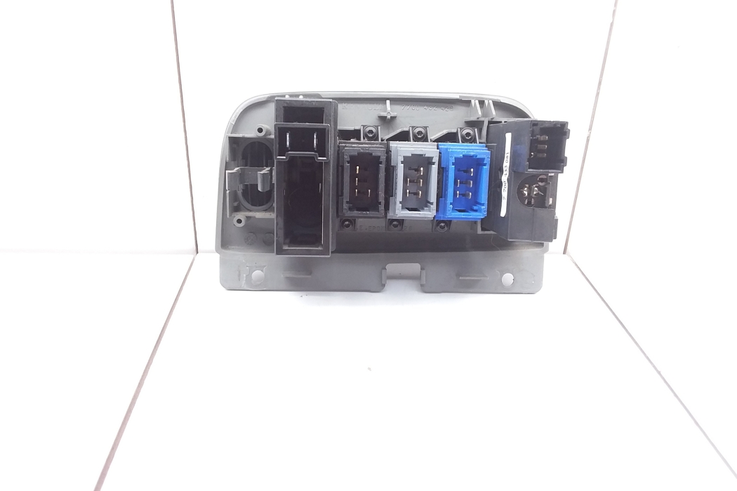 RENAULT Scenic 1 generation (1996-2003) Front Left Door Window Switch 7700432429,7700433081 25164310