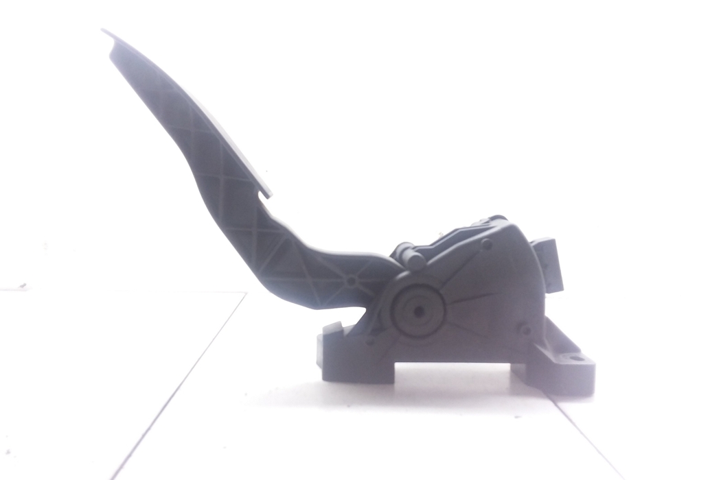 OPEL Vectra C (2002-2005) Throttle Pedal 9186724 31098306