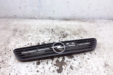 OPEL Astra G (1998-2009) Решетка радиатора переднего бампера 90588120 30204460